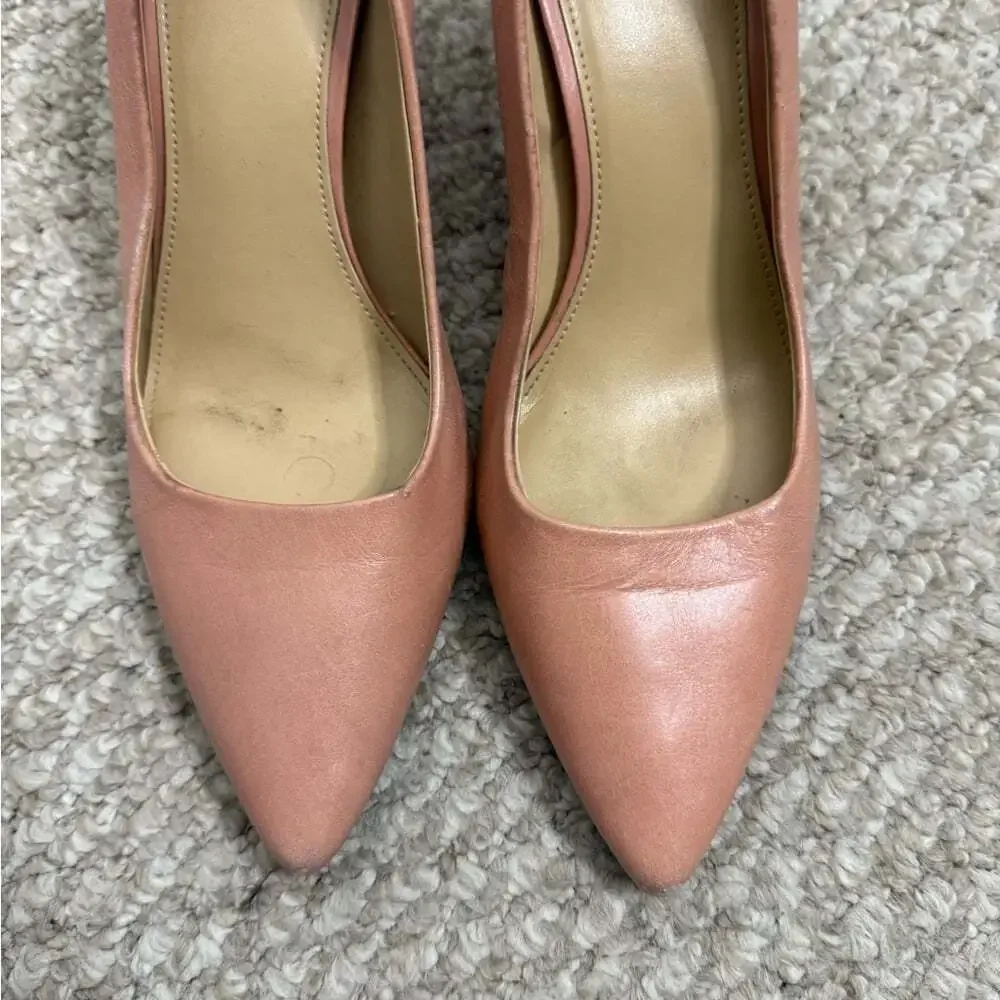 Michael kors  Women's pointed toe heels size 7 pink